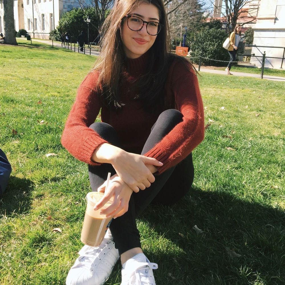 Meet your Posher, Kayla